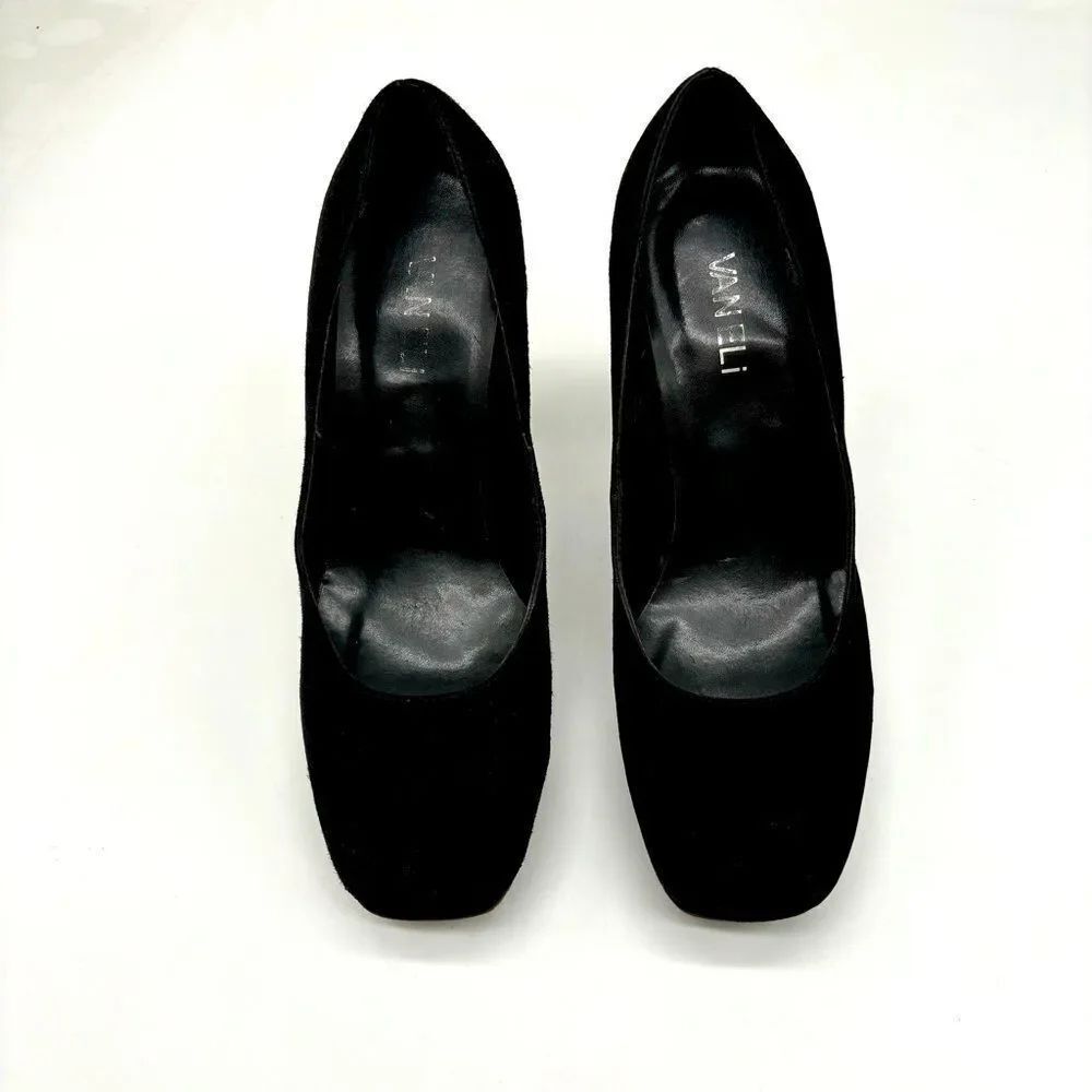 Vaneli Suede Platform Pump - Picture 6 of 9